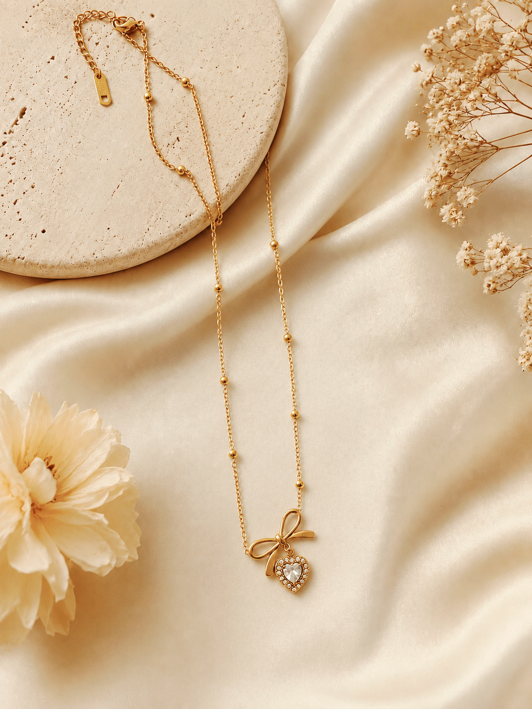 Golden Whisper Heart Chain